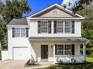 6208 Stonefort Ct, Charlotte, NC 28216