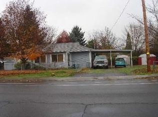 7894 Division Rd, White City, OR 97503