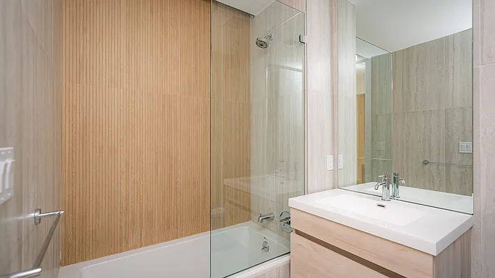 Rented by Nooklyn NYC LLC | media 4