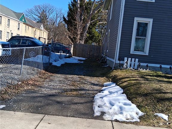 3rd image of 126 State St