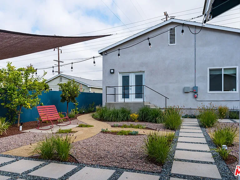 1460 Yosemite Dr — Photo 31