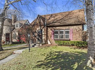 1518 Torrison Dr, Manitowoc, WI 54220