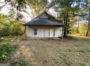 1238 Winns Lake Rd, Comer, GA 30629