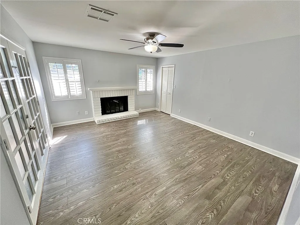3 bed, 1396 sqft, $2,950 — Photo 3