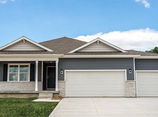 8402 S 184th Way, Omaha, NE 68136