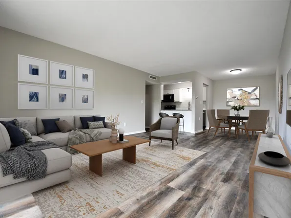 2250 Midland Grove Rd APT 101, Roseville, MN 55113