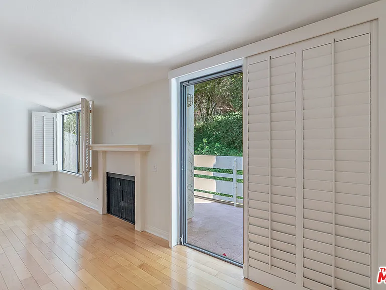 23454 Park Hermosa — Photo 19