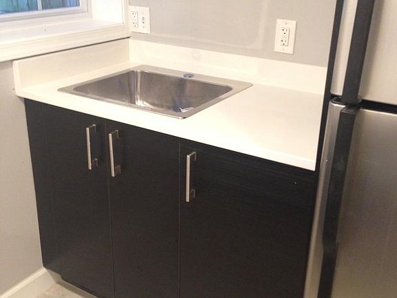 4th image of 5908 Bond Ct