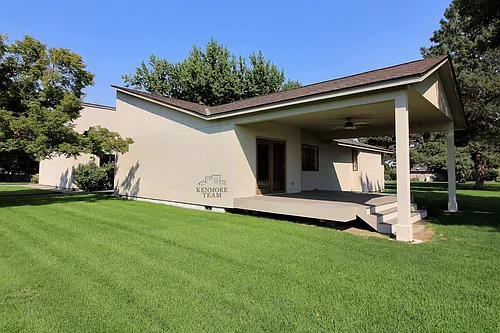 3600 Eastlake Dr Photo 1