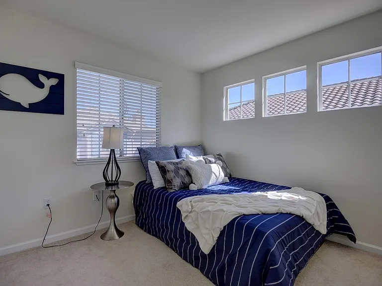 1567 Oak Point Ter — Photo 21