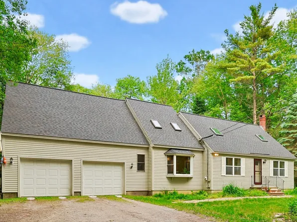 633 Harpswell Road, Brunswick, ME 04011
