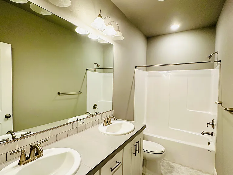 4105 SE 69th Ave — Photo 45