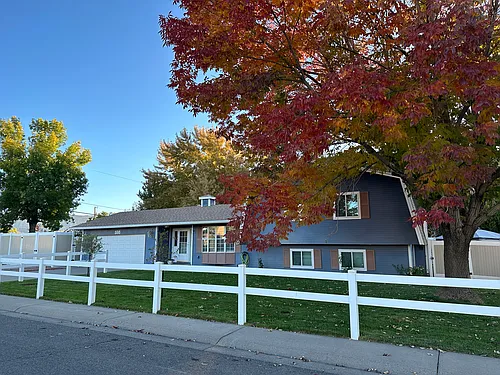598 Stanford Way Photo 1