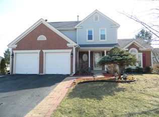 4391 N Cottonwood Trl, Hoffman Estates, IL 60192