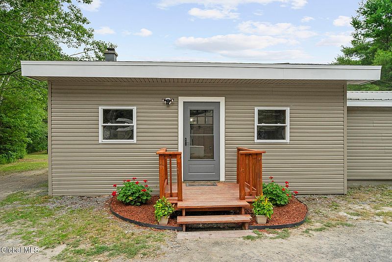2nd image of 145 Treadlemire Road