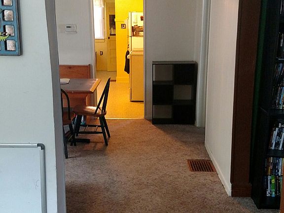 4th image of 1068 N Kellogg St