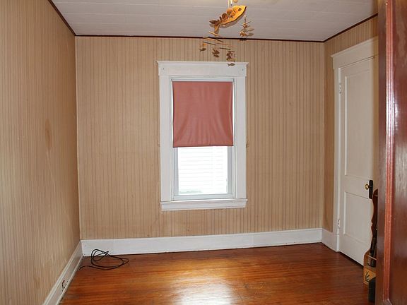4th image of 406 N Cooper Ave