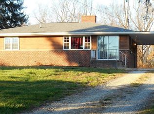 528 Federal Rd, Little Hocking, OH 45742