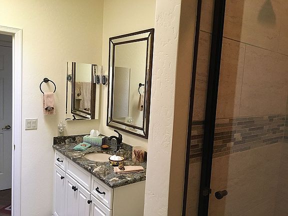 3rd image of 15275 E Thistle Dr
