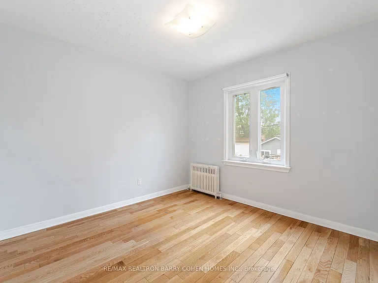 475 Winona Dr #2 — Photo 17