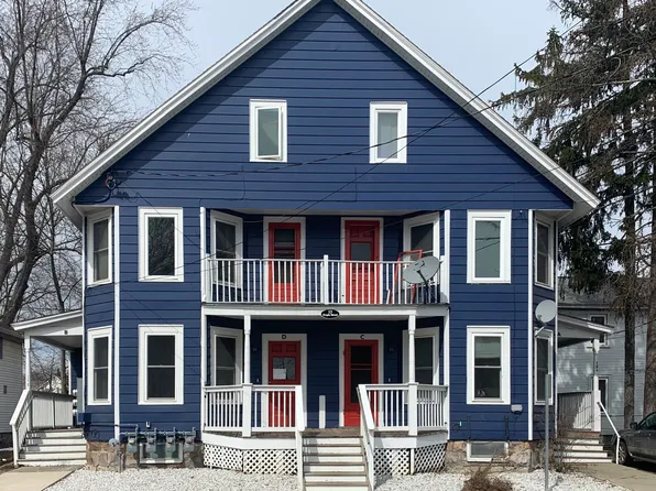 13 Maple St, North Ferrisburgh, VT 05404
