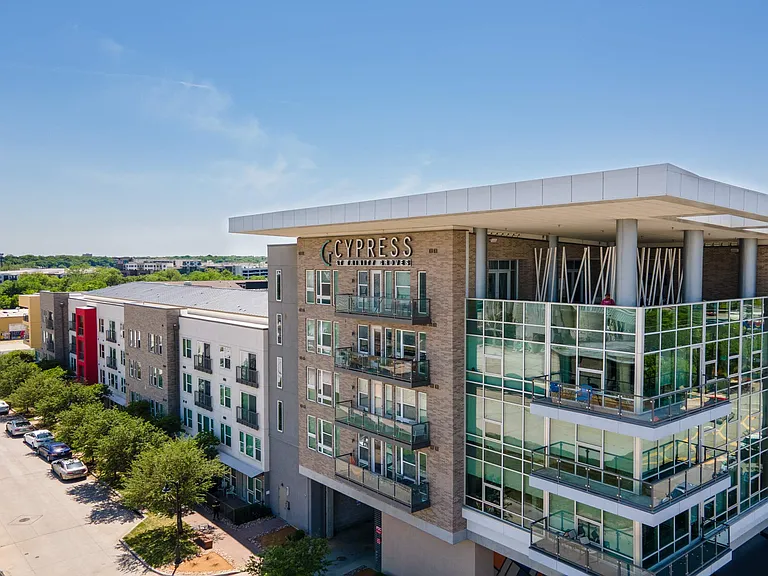 Cypress at Trinity Groves — Photo 30