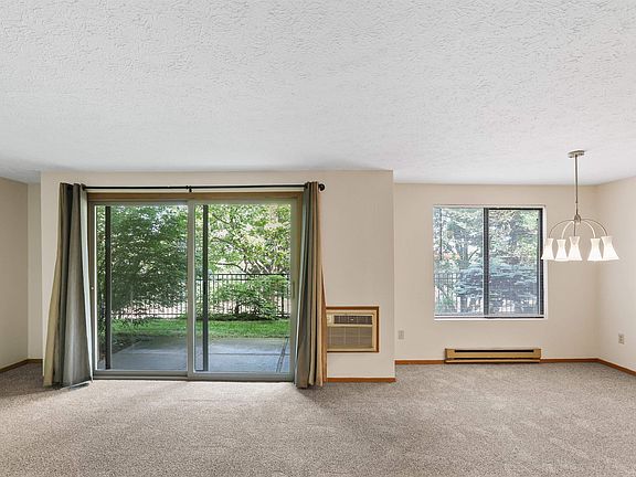 4th image of 1711 W 7th Ave APT 106