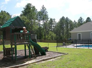 24 Hammerstone Cir, Whispering Pines, NC 28327
