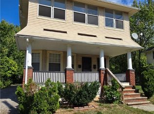 1727 Cliffview Rd, Cleveland, OH 44112