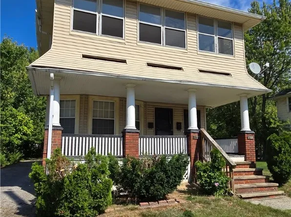 1727 Cliffview Rd, Cleveland, OH 44112