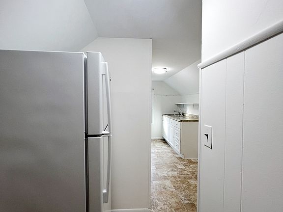 5th image of 106 Lafayette St #3