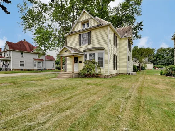 302 N Wooster Ave, Strasburg, OH 44680