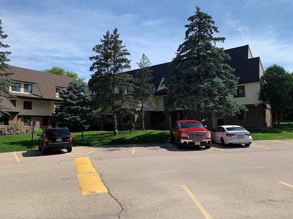 2nd image of 1002 N Sunnyvale Ln Unit I