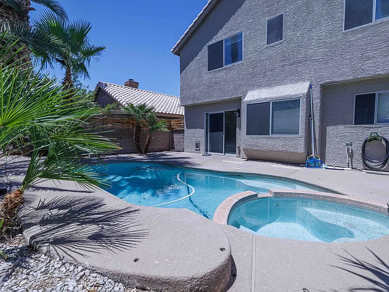 1143 Adelman Dr — Photo 29