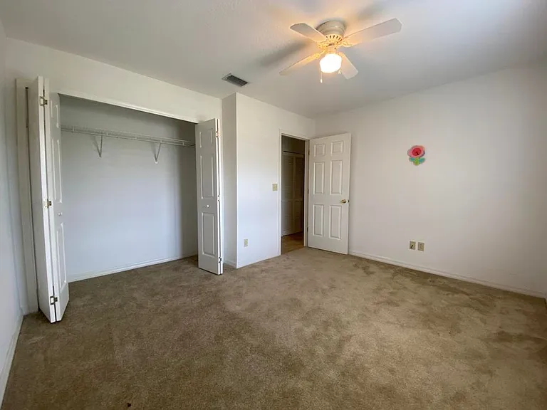 628 Walker St — Photo 11
