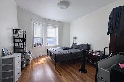 44 Central St #3 — Photo 4