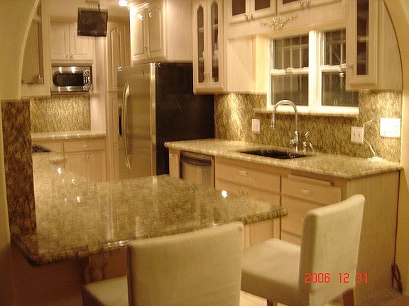 3rd image of 3935 W 59th St