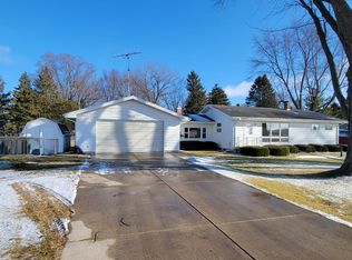 3486 Swan Creek St, Delavan, WI 53115
