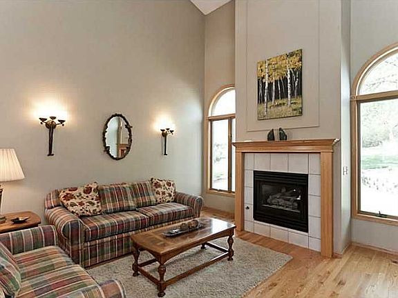 2nd image of 1412 Jackson Woods Ct NW
