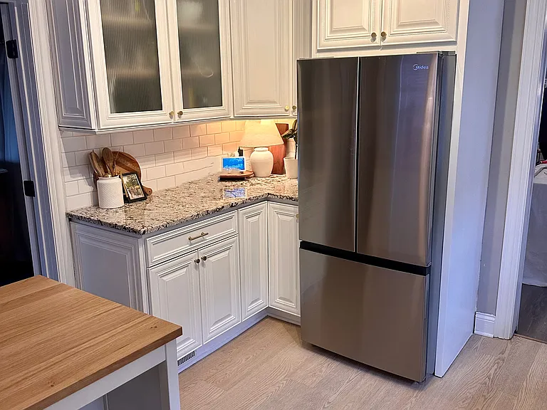 415 Bloom St — Photo 27