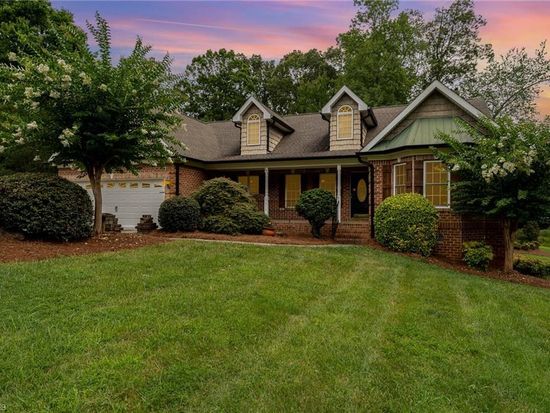 3818 Langdale Dr, High Point, NC 27265