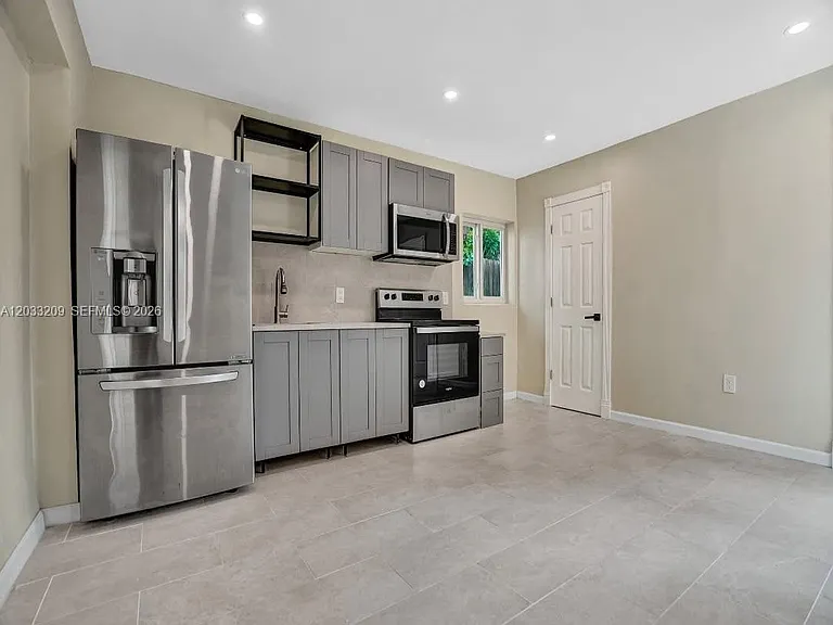 2442 Garfield St #4 — Photo 6