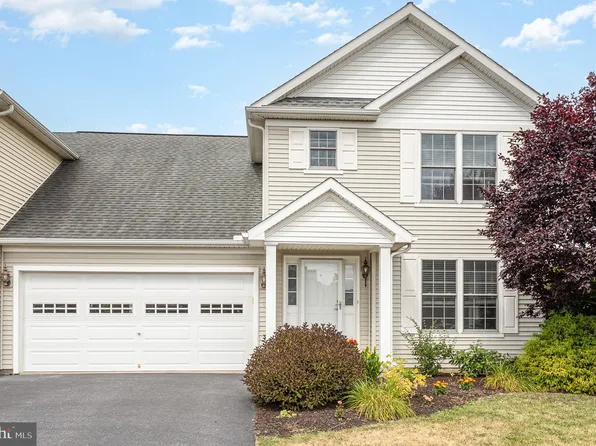 5133 Summerfield Dr, Mount Joy, PA 17552
