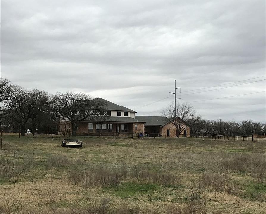 1st image of 162 Trailwood Dr
