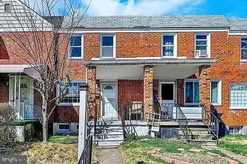 3 bed, 2.0 bath, 1144 sqft, $1,990 — Photo 1