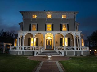 1 Ichabod Ln, Middletown, RI 02842