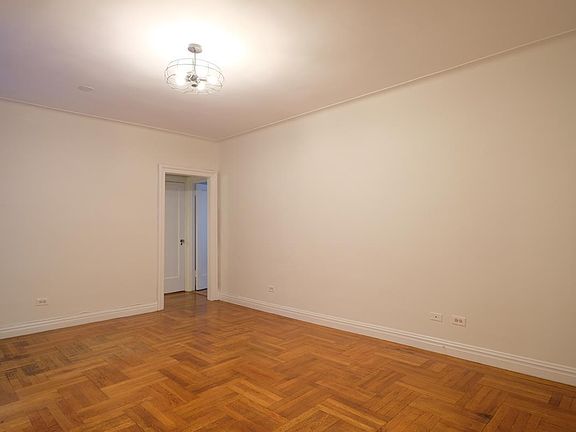 3rd image of 325 E 80th St APT 1G