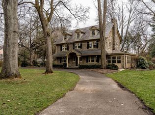 8211 Cedar Rd, Elkins Park, PA 19027