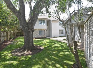 1703 Barleton Way, Houston, TX 77058