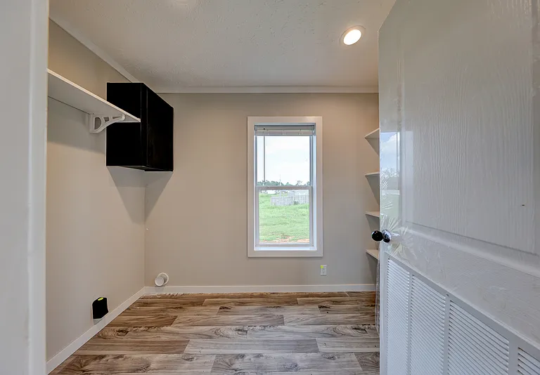 295 Seay Rd #37 — Photo 32